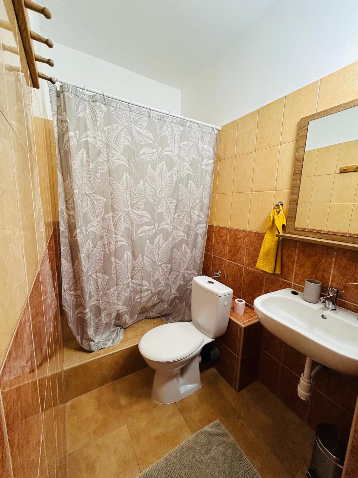 Harmonia Vendeghaz Hotell Miskolc Eksteriør bilde