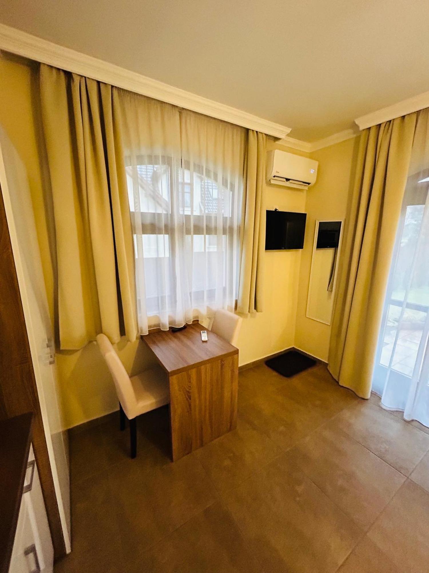 Harmonia Vendeghaz Hotell Miskolc Eksteriør bilde