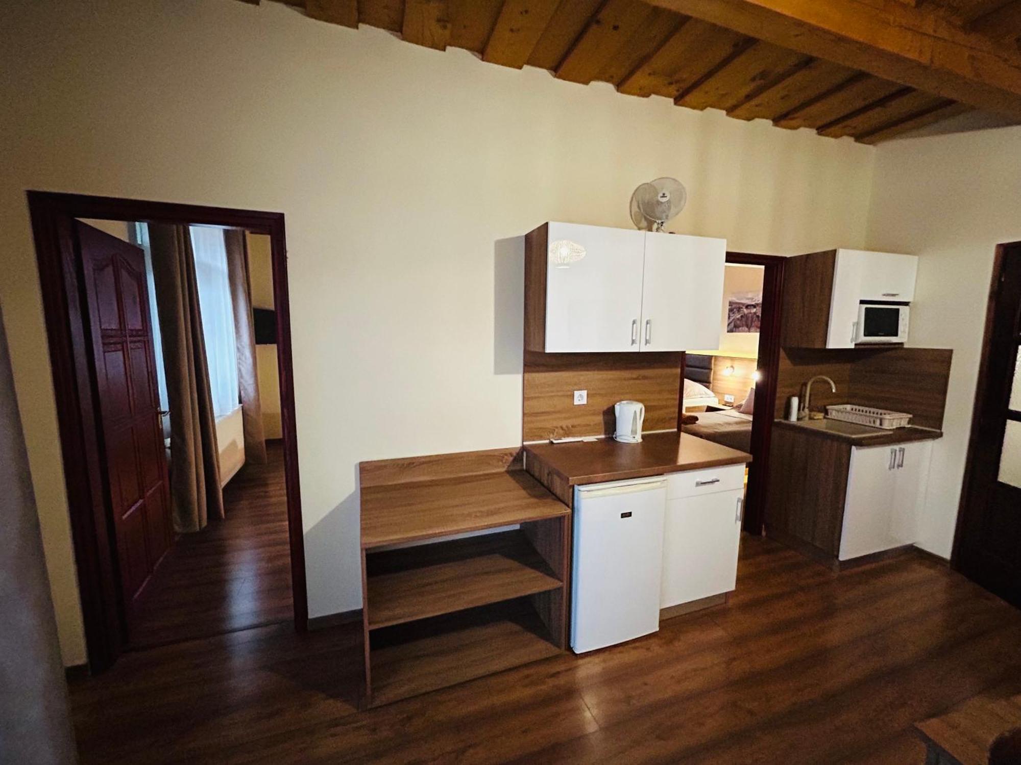 Harmonia Vendeghaz Hotell Miskolc Eksteriør bilde
