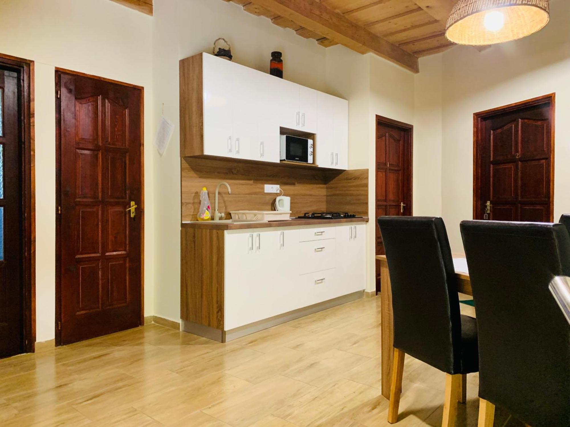Harmonia Vendeghaz Hotell Miskolc Eksteriør bilde